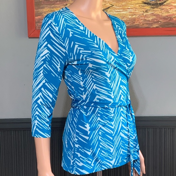 Banana Republic Blouse SZ - XS - Picture 2 of 5